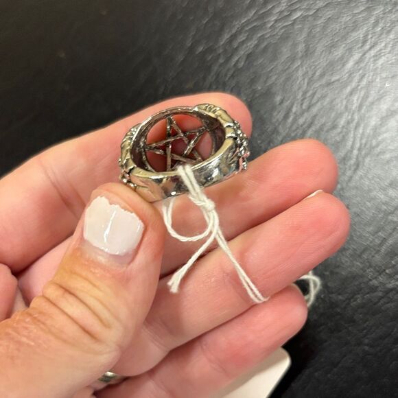 Silver Pentagram Ring with skeleton 💀 hands - Picture 4 of 11